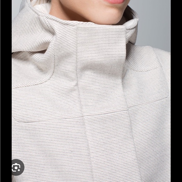 Lululemon fleece lined jacket sz8 - Picture 5 of 6